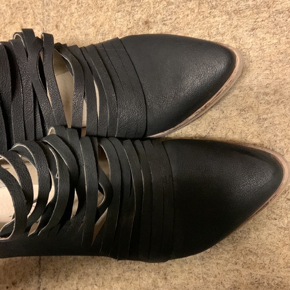 Free People Lost Valley Black Ankle Boots Women - Picture 3 of 7